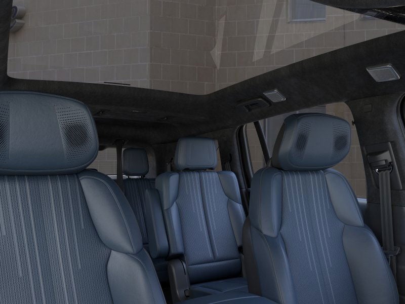 2025 Cadillac ESCALADE IQ Luxury 2