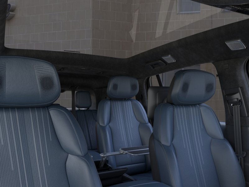 2025 Cadillac ESCALADE IQ Luxury 2