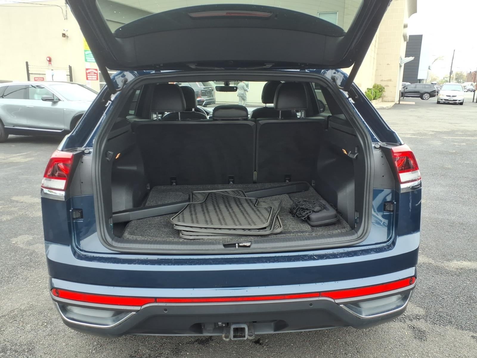 2022 Volkswagen Atlas Cross Sport 3.6L V6 SE w/Technology