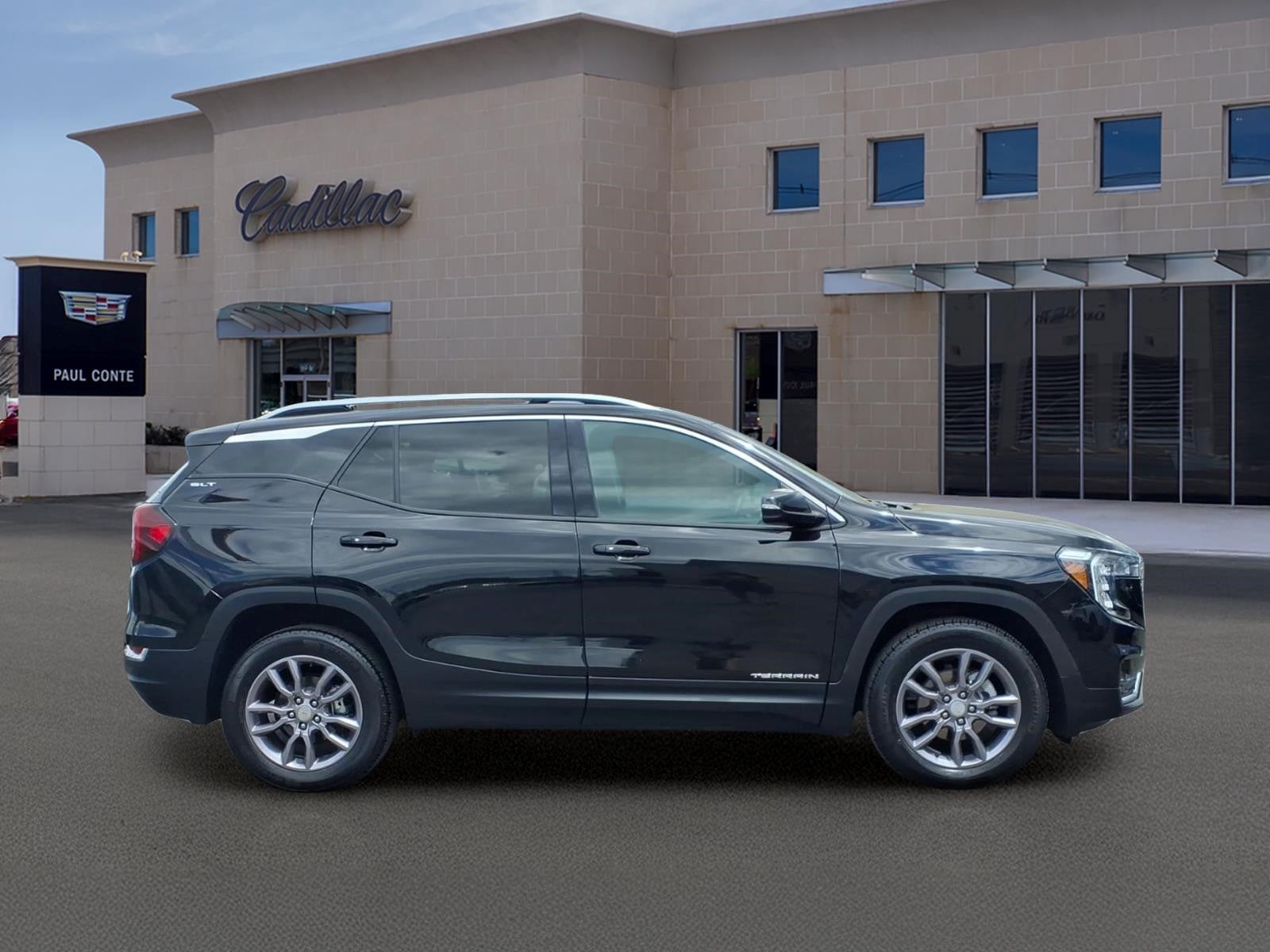 2023 GMC Terrain SLT