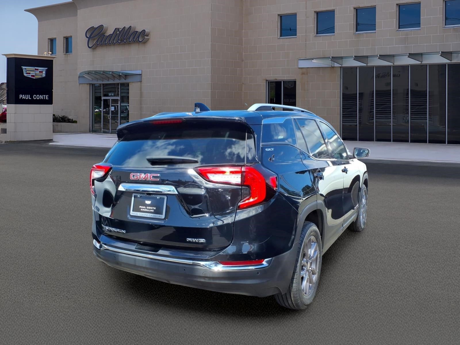 2023 GMC Terrain SLT