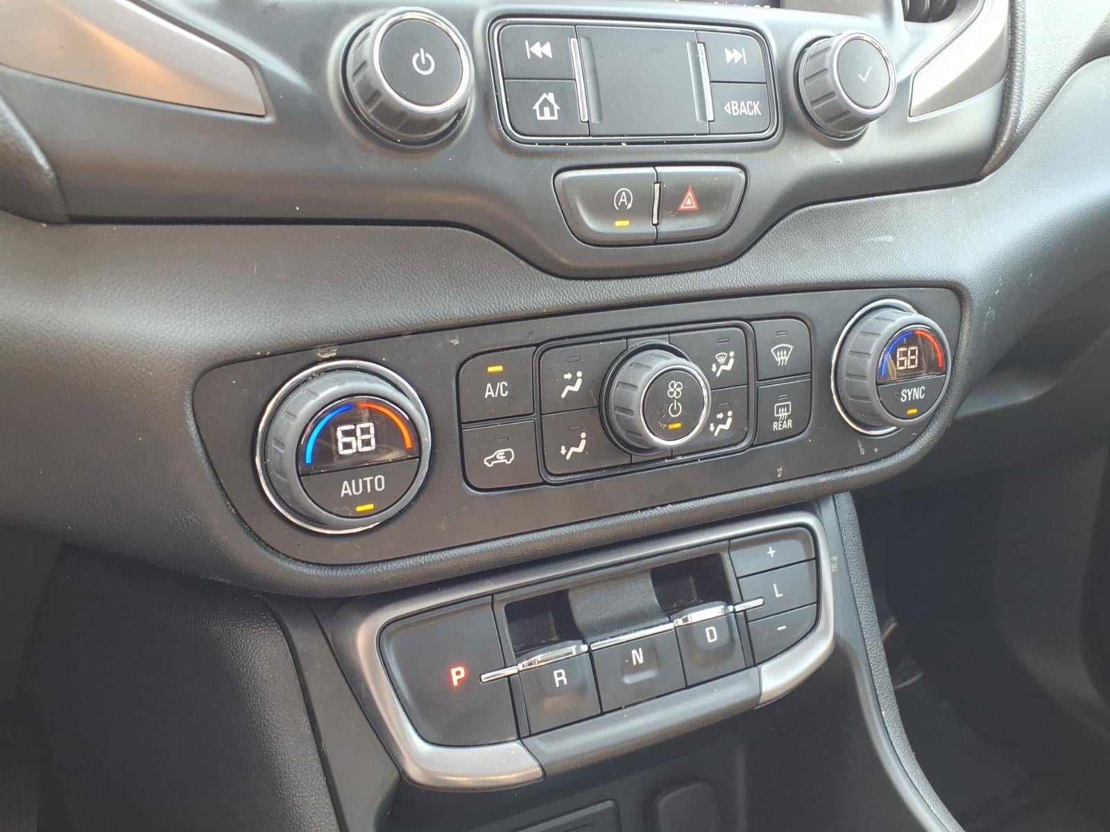 2023 GMC Terrain AT4