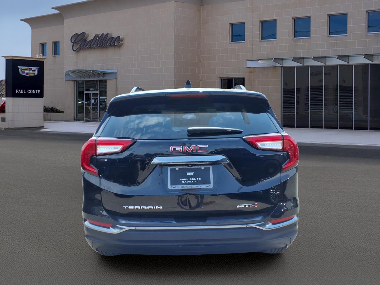 2023 GMC Terrain AT4