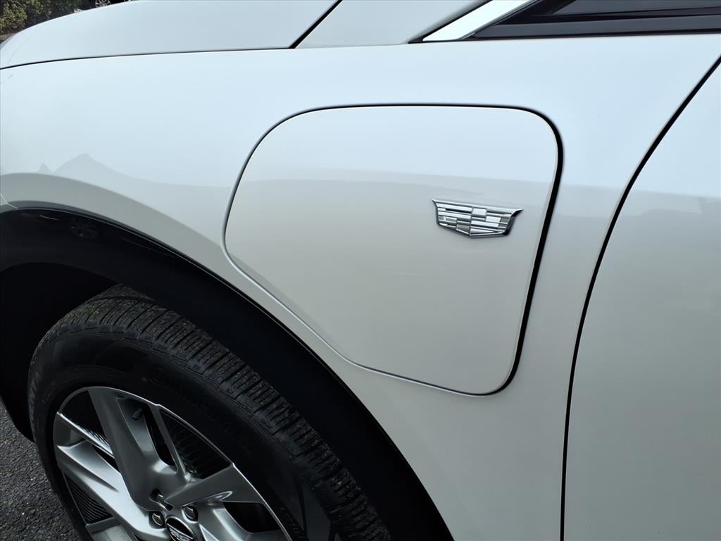 2025 Cadillac OPTIQ Luxury 1