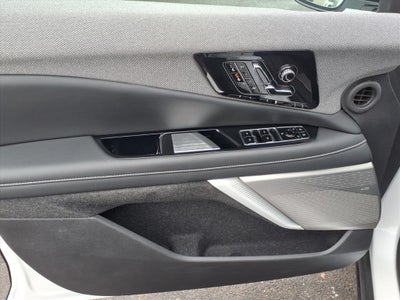 2025 Cadillac OPTIQ Luxury 1