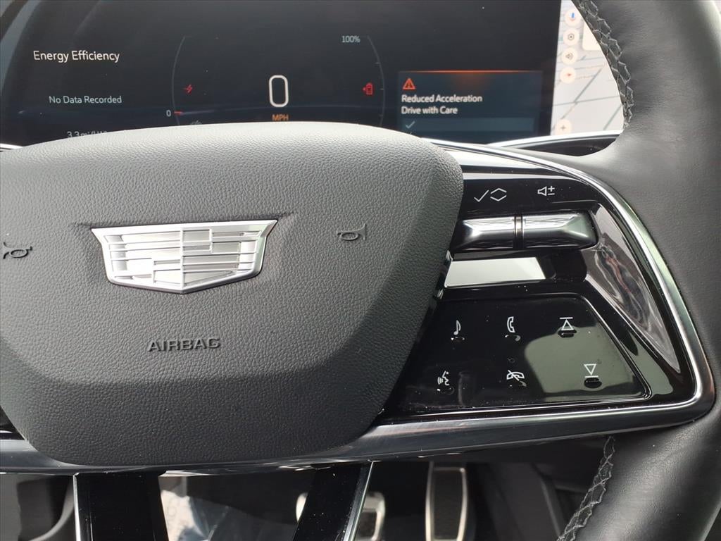 2025 Cadillac OPTIQ Luxury 1