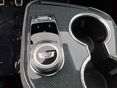 2025 Cadillac OPTIQ Luxury 1