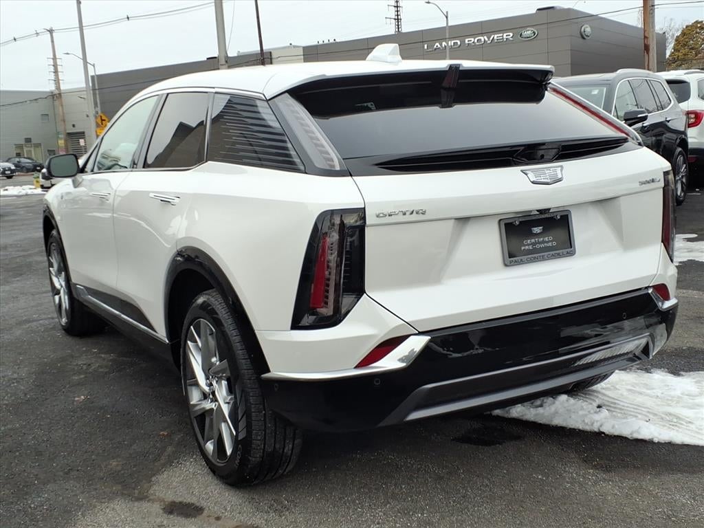 2025 Cadillac OPTIQ Luxury 1