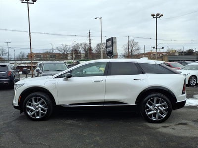 2025 Cadillac OPTIQ Luxury 1