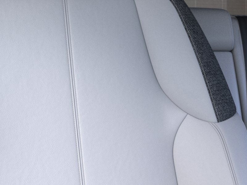 2025 Cadillac OPTIQ Luxury 1