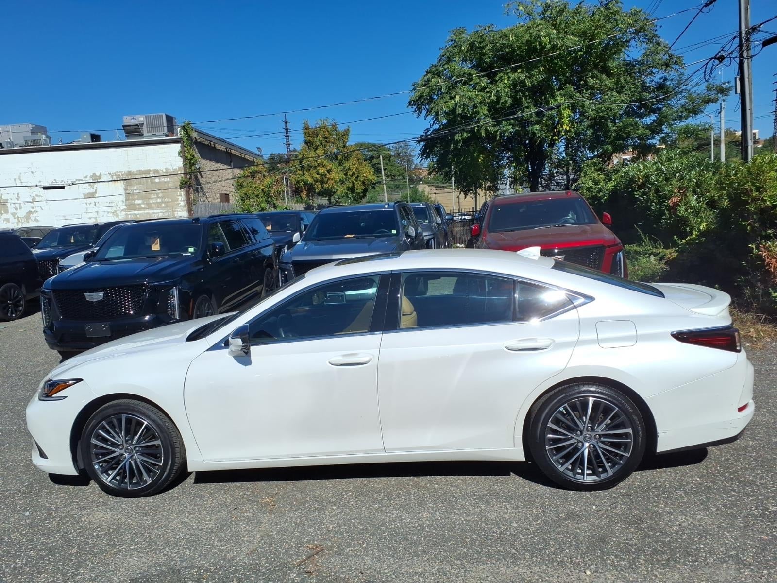 2022 Lexus ES ES 350