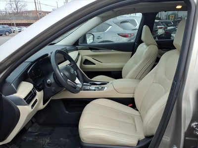 2022 INFINITI QX60 LUXE