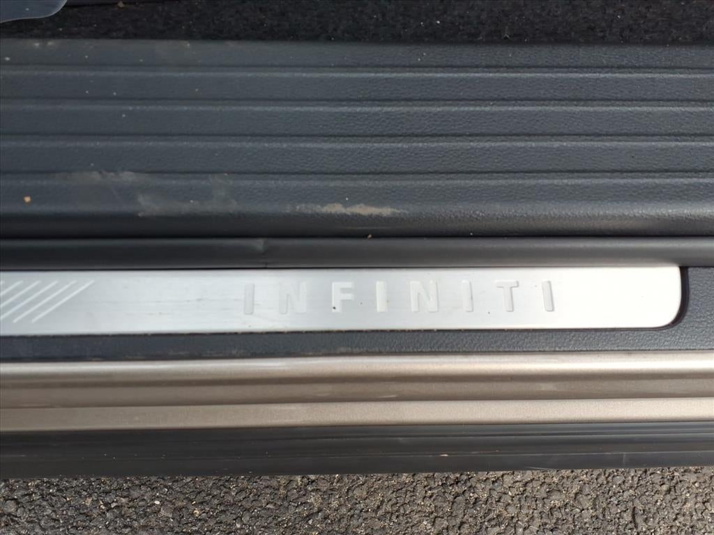 2022 INFINITI QX60 LUXE