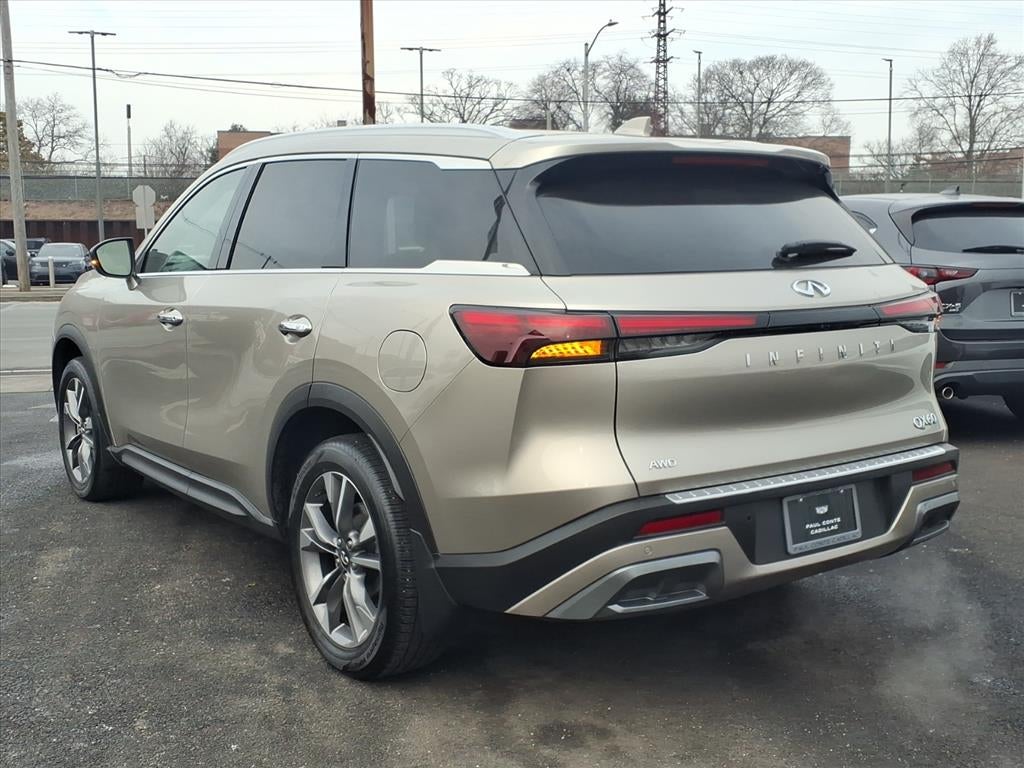 2022 INFINITI QX60 LUXE