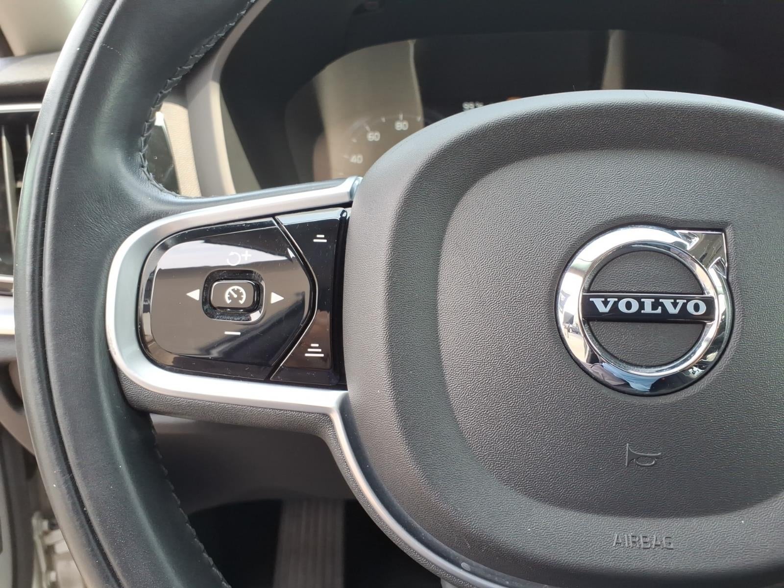 2020 Volvo S60 Momentum