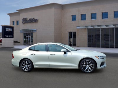 2020 Volvo S60 Momentum