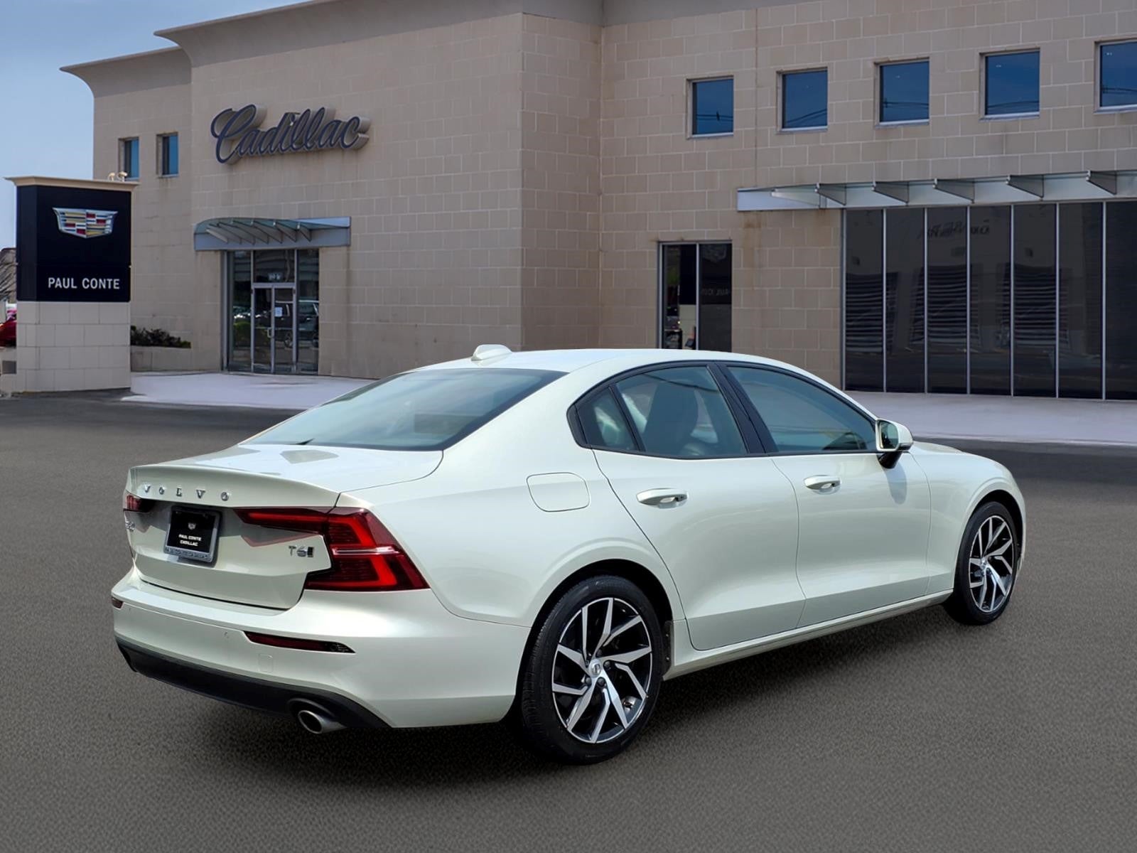 2020 Volvo S60 Momentum