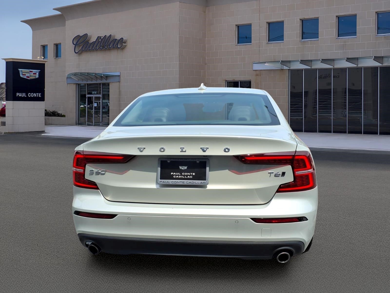 2020 Volvo S60 Momentum