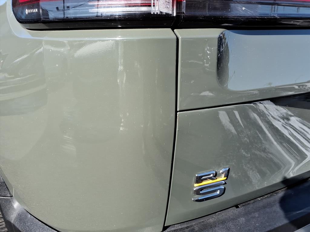 2023 RIVIAN R1S Launch Edition