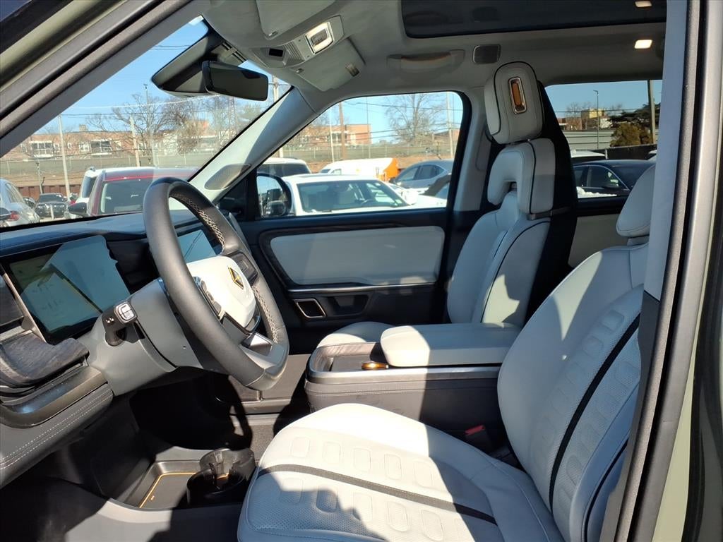 2023 RIVIAN R1S Launch Edition