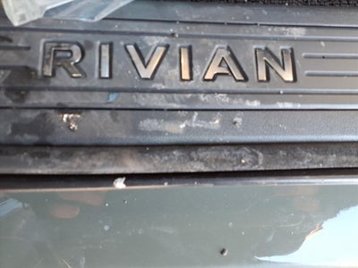 2023 RIVIAN R1S Launch Edition