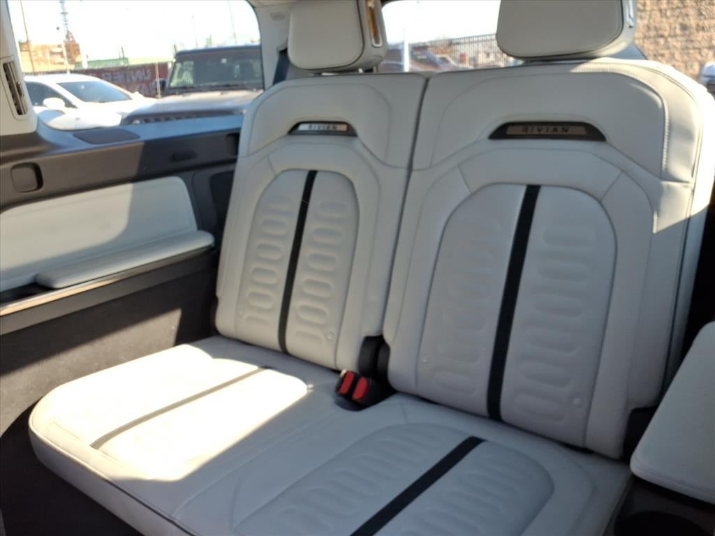 2023 RIVIAN R1S Launch Edition