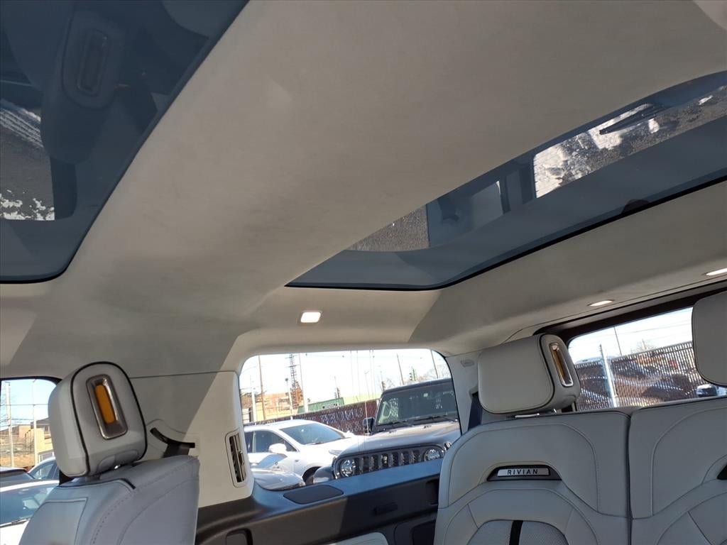 2023 RIVIAN R1S Launch Edition