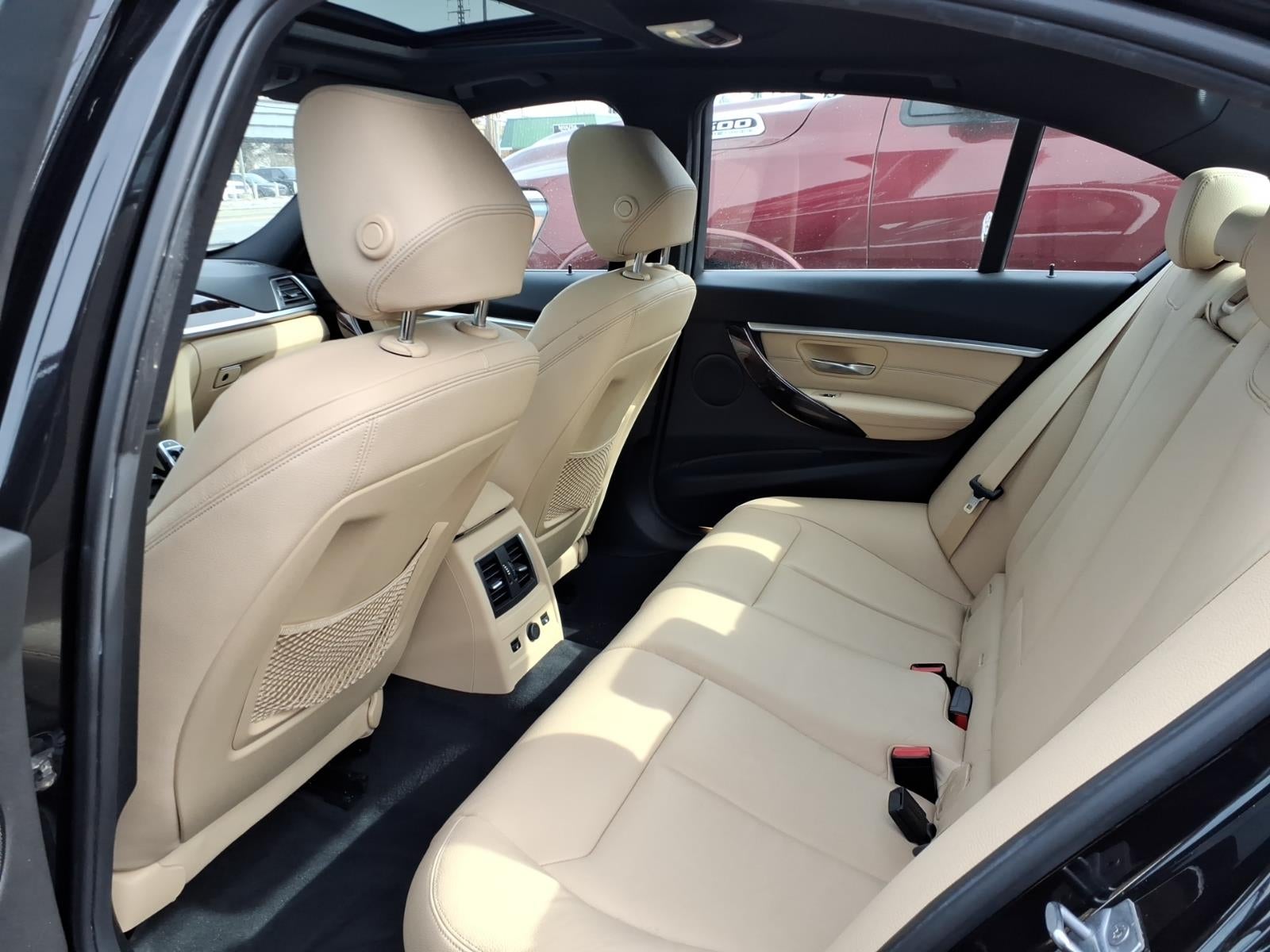 2017 BMW 3 Series 330i xDrive