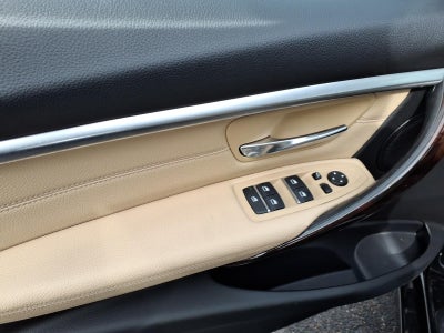 2017 BMW 3 Series 330i xDrive