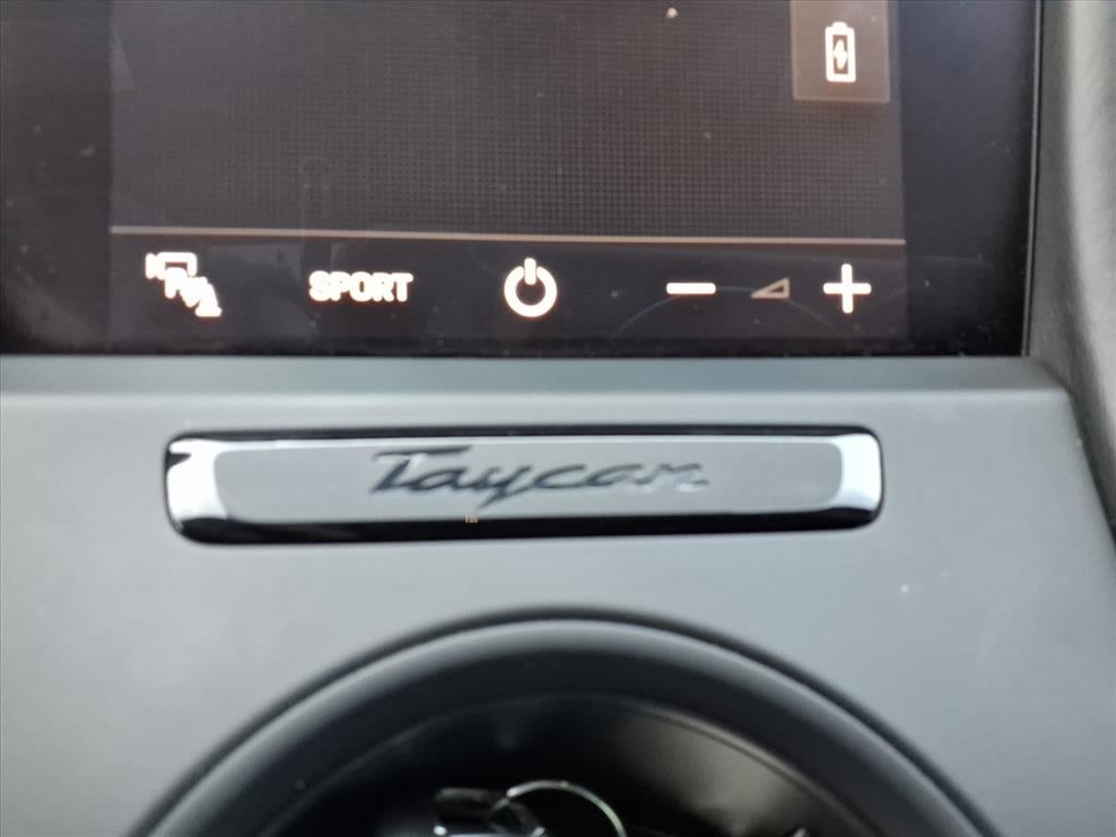 2020 Porsche Taycan Turbo