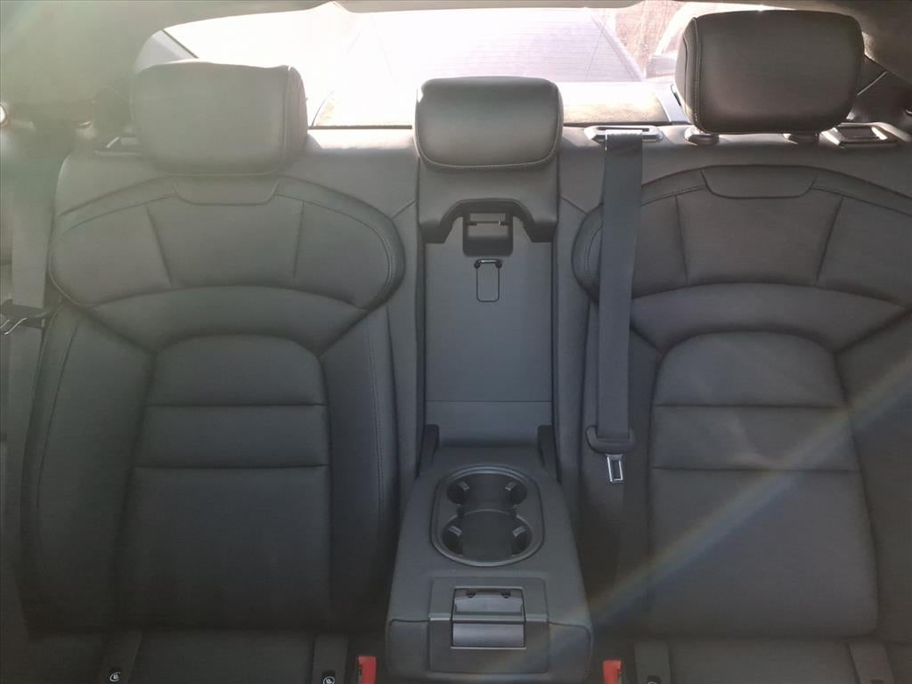 2020 Porsche Taycan Turbo