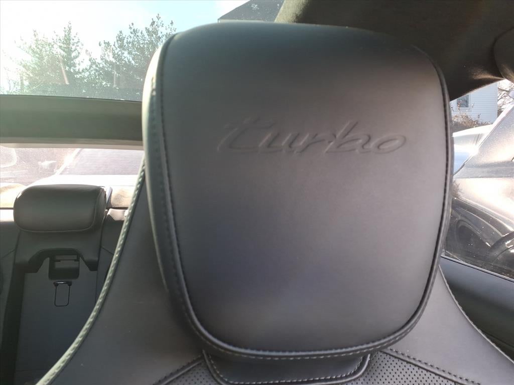 2020 Porsche Taycan Turbo